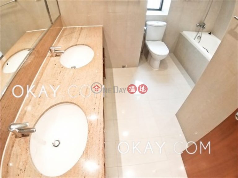 Unique 4 bedroom with parking | Rental
