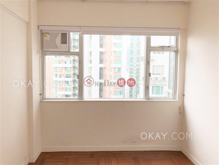 Stylish 3 bedroom on high floor with parking | Rental