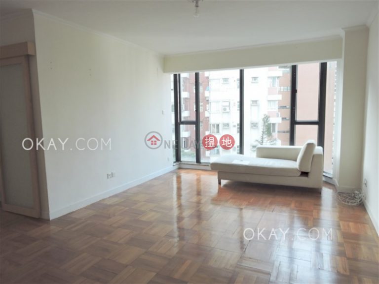 Rare 3 bedroom on high floor with rooftop & parking | Rental