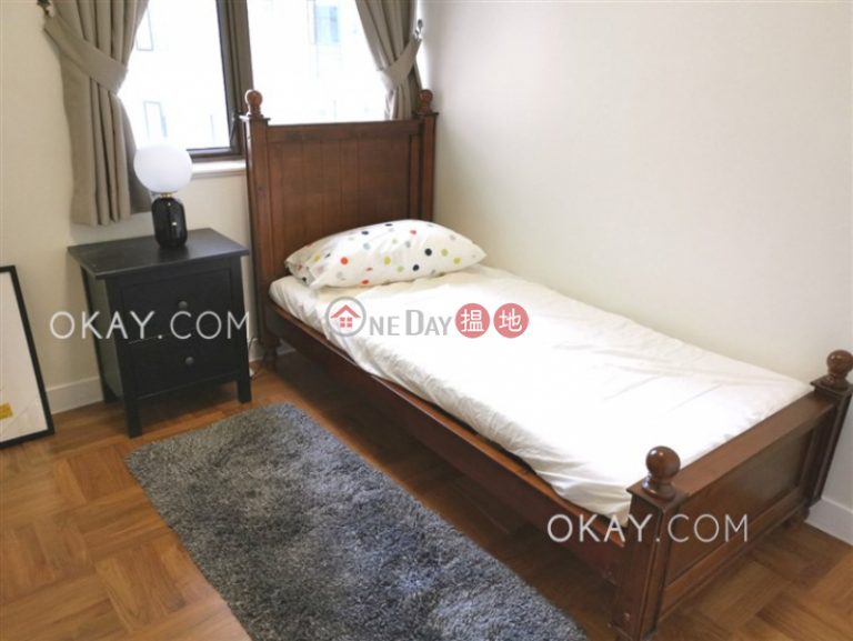 Beautiful 4 bedroom with parking | Rental