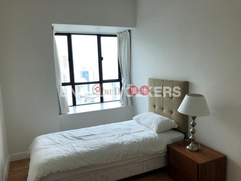 4 Bedroom Luxury Flat for Rent in Central Mid Levels