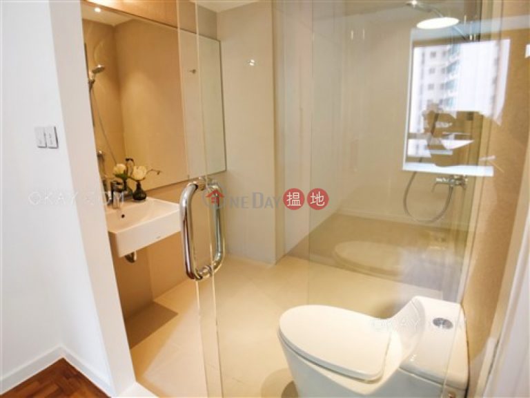 Beautiful 3 bedroom with harbour views & parking | Rental