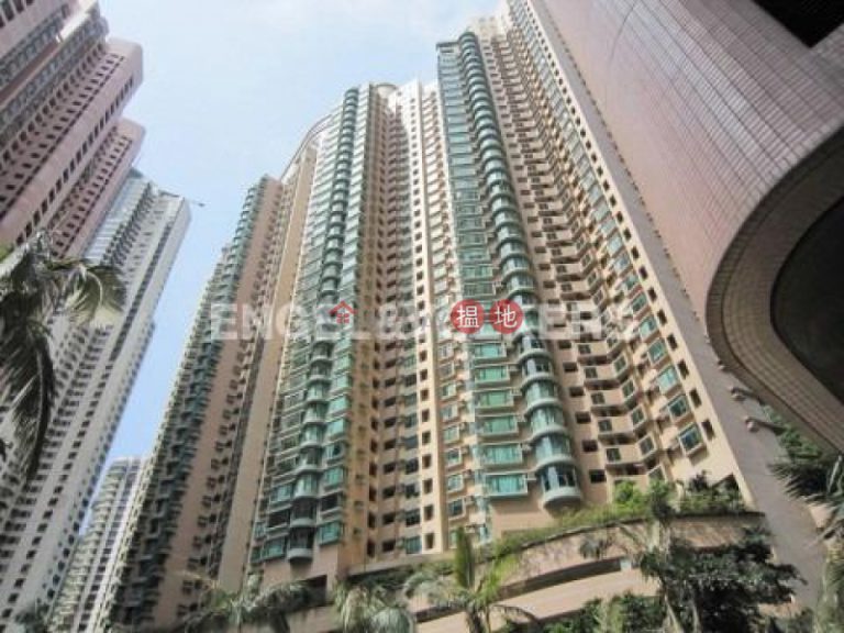 3 Bedroom Family Flat for Rent in Central Mid Levels