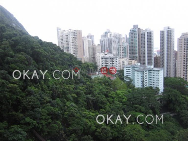 Unique 3 bedroom with balcony & parking | Rental
