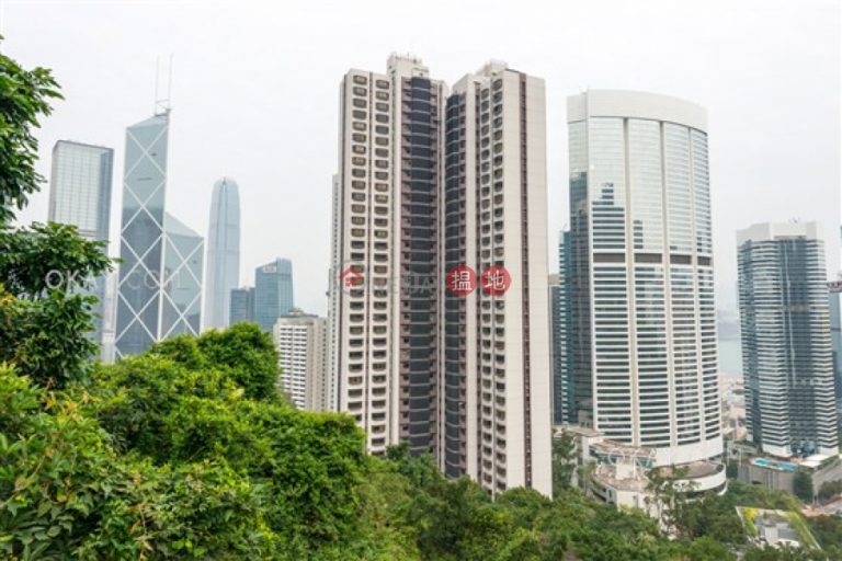 Tasteful 2 bedroom with parking | Rental
