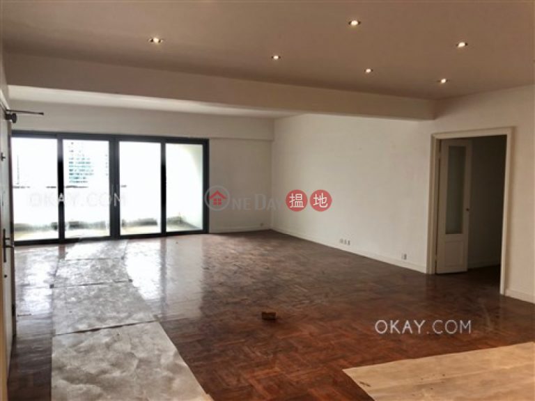 Efficient 4 bed on high floor with balcony & parking | Rental