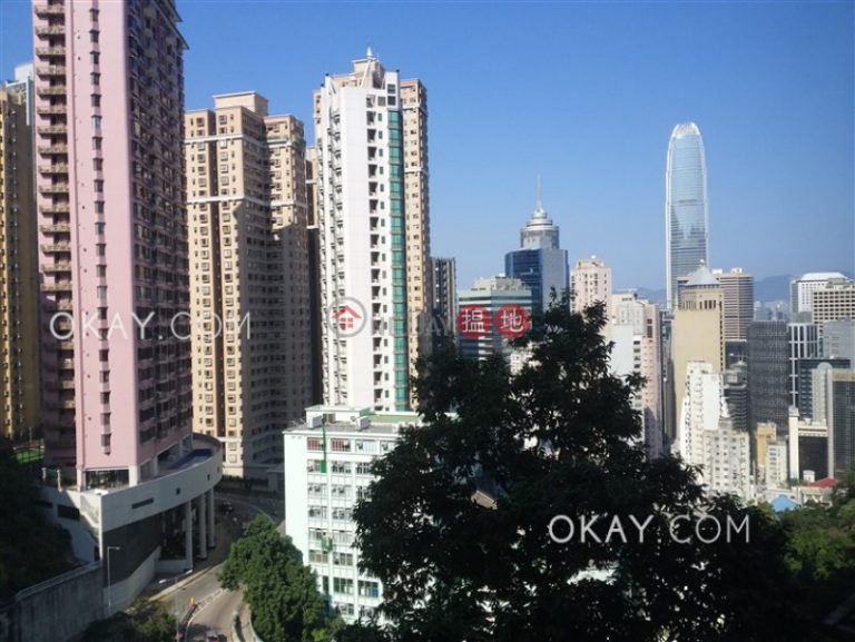 Efficient 4 bedroom on high floor with balcony | Rental