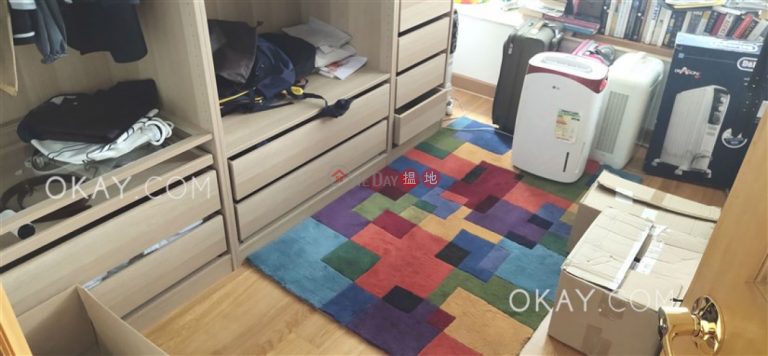 Unique 3 bedroom on high floor | Rental