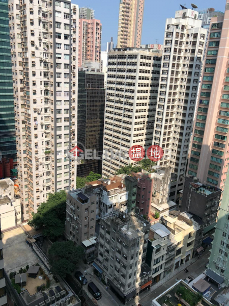 2 Bedroom Flat for Rent in Central Mid Levels