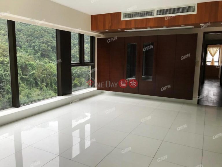 Tavistock II | 3 bedroom High Floor Flat for Rent