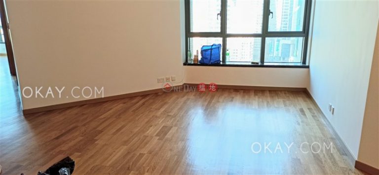 3房2廁,極高層,星級會所,可養寵物《羅便臣道80號出租單位》