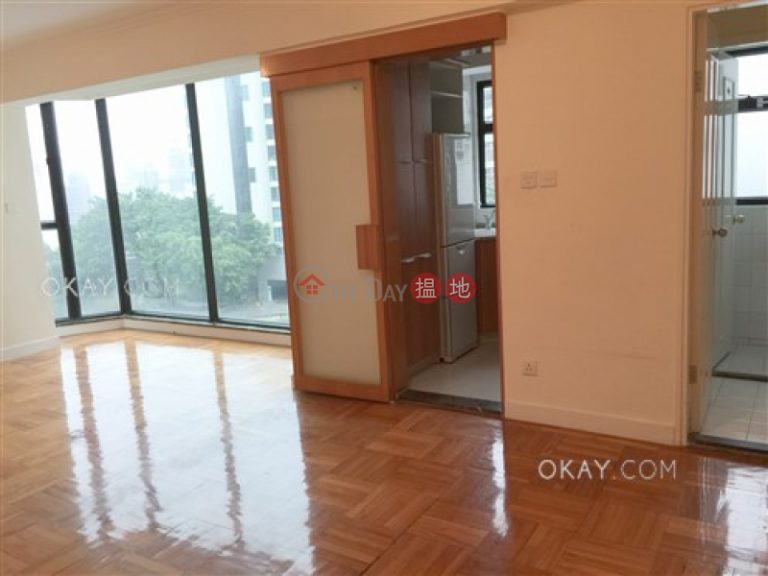 Elegant 3 bedroom on high floor with parking | Rental