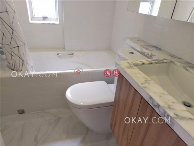Rare 3 bedroom with balcony | Rental