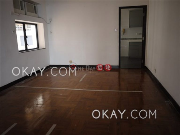 Unique 4 bedroom with parking | Rental