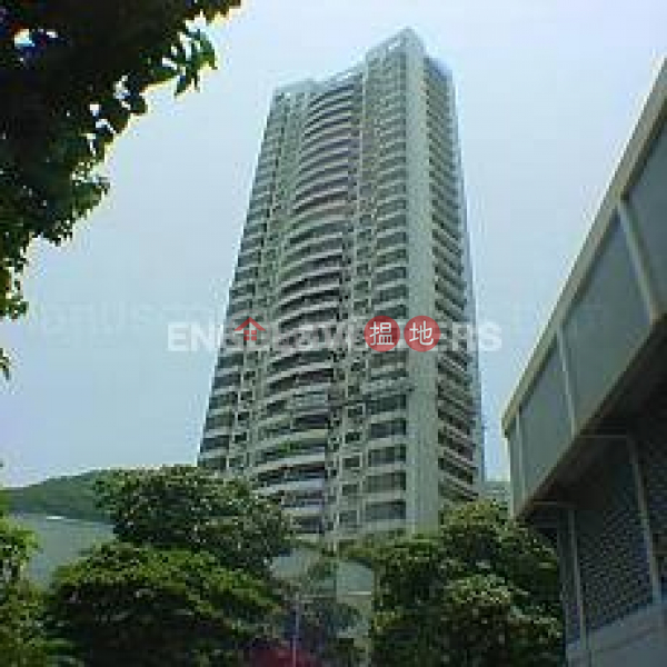 3 Bedroom Family Flat for Sale in Mid-Levels East