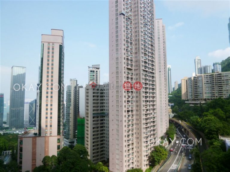 Efficient 3 bedroom with balcony & parking | For Sale