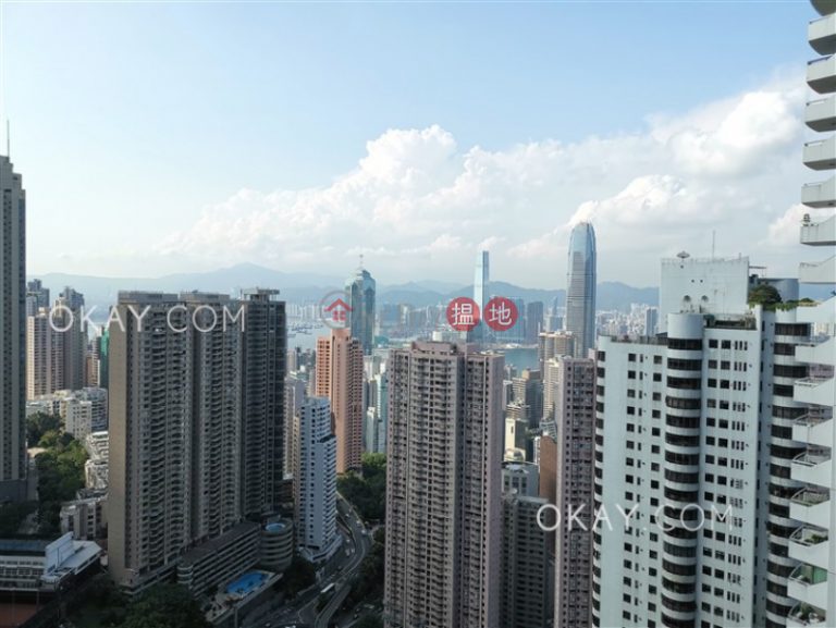 Beautiful 3 bedroom with balcony | Rental