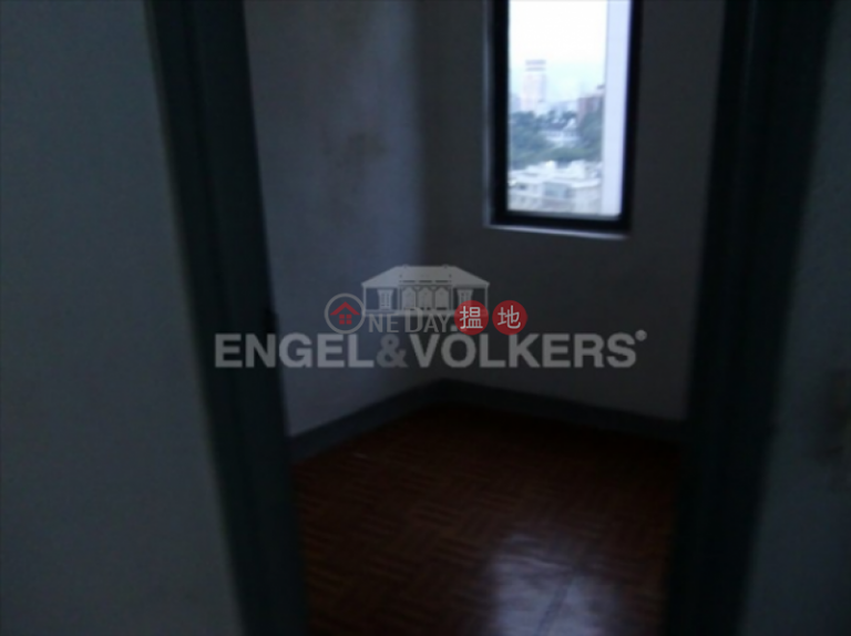2 Bedroom Flat for Rent in Central Mid Levels