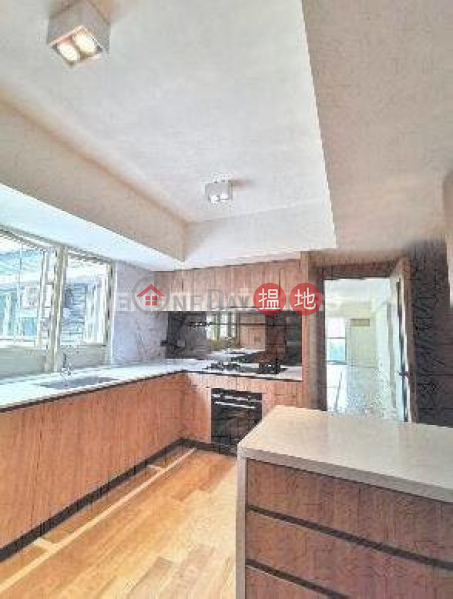 1 Bed Flat for Rent in Central Mid Levels