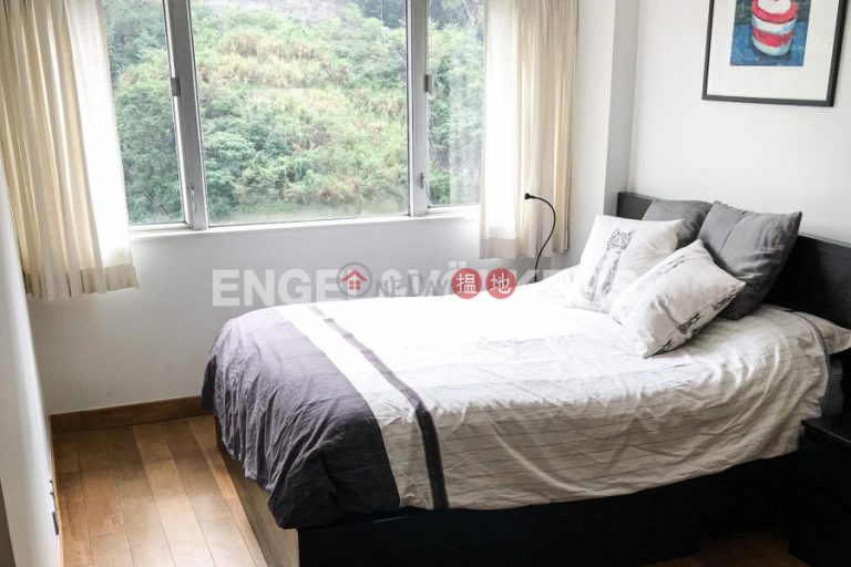 3 Bedroom Family Flat for Sale in Mid-Levels East
