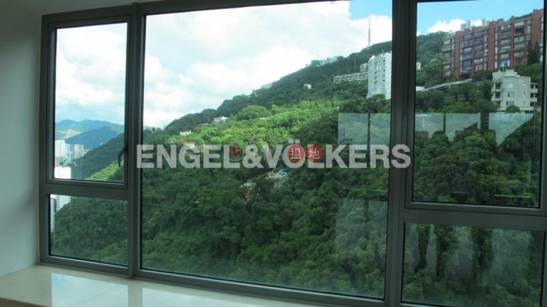 3 Bedroom Family Flat for Rent in Central Mid Levels