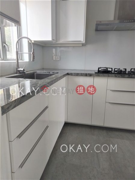 Rare 3 bedroom with balcony | Rental