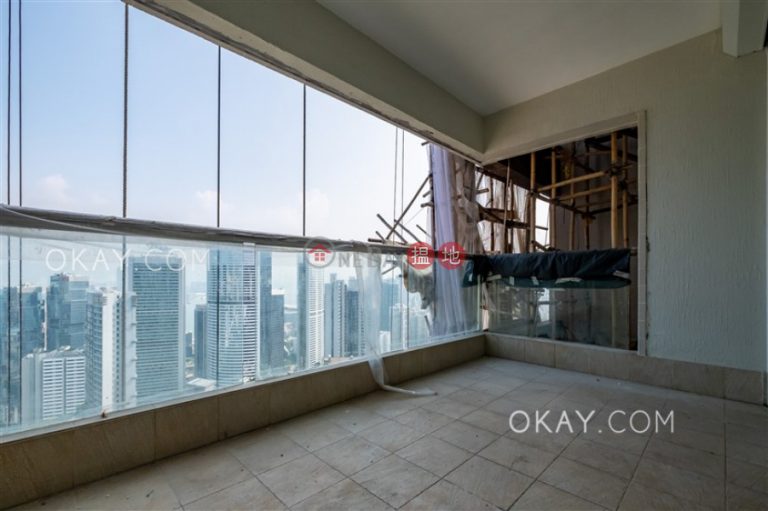 Efficient 3 bedroom with balcony & parking | Rental