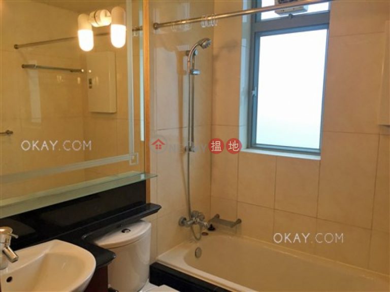 Elegant 2 bedroom with balcony | Rental