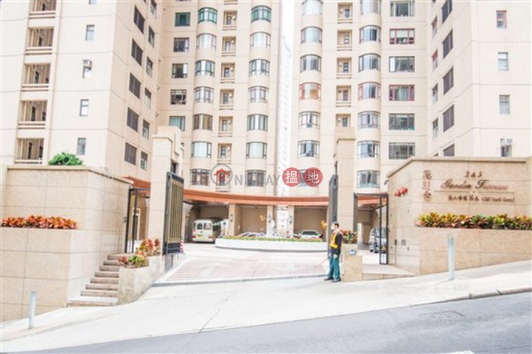 Efficient 4 bedroom with balcony & parking | Rental