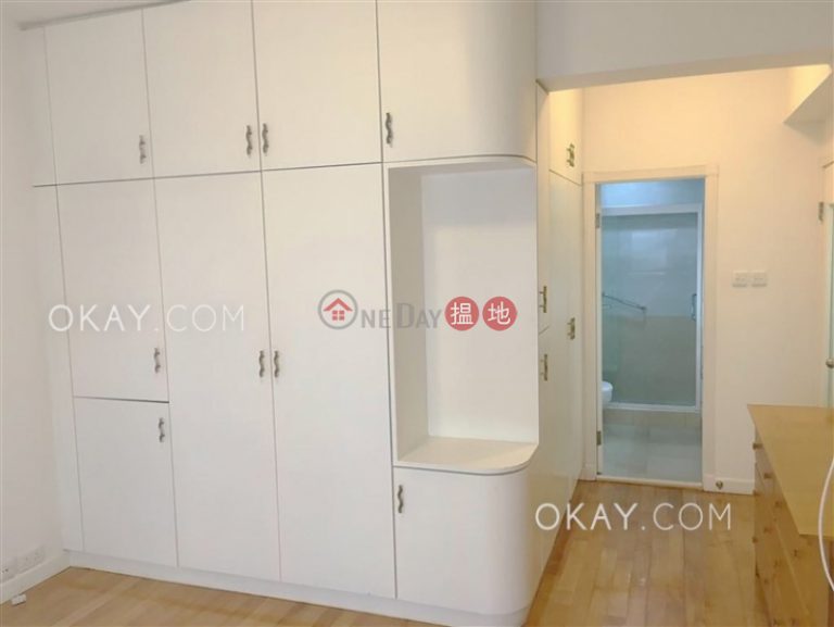 Efficient 3 bedroom with balcony & parking | Rental