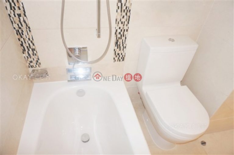 Stylish 3 bedroom on high floor with balcony | Rental