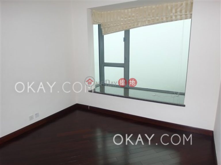 Lovely 4 bedroom on high floor with parking | Rental