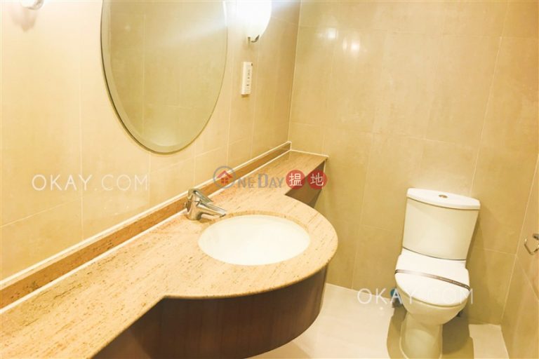 Efficient 3 bedroom with parking | Rental