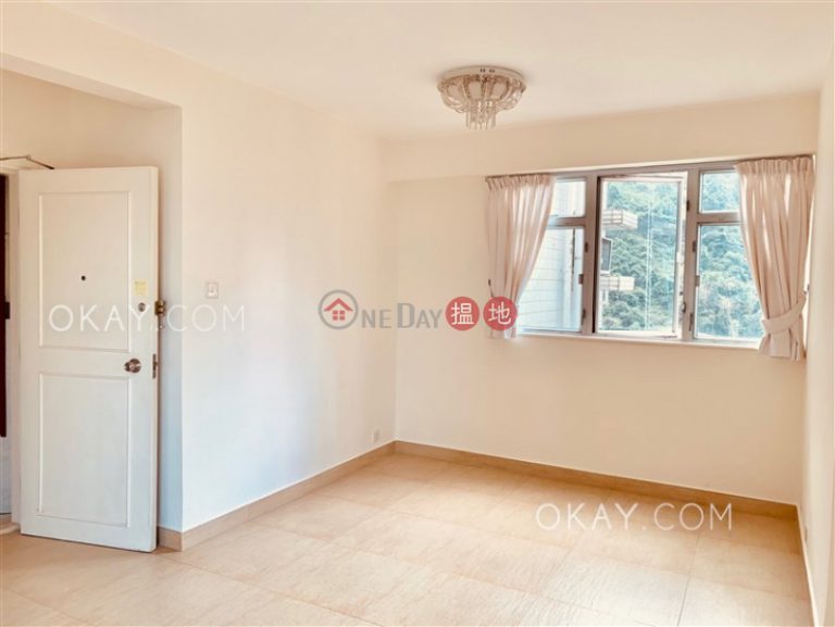 Tasteful 3 bed on high floor with harbour views | Rental