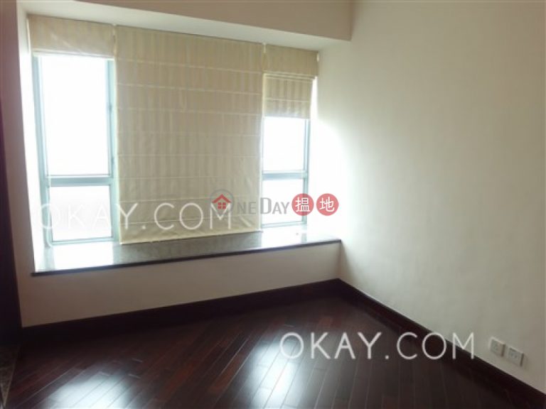 Lovely 4 bedroom on high floor with parking | Rental