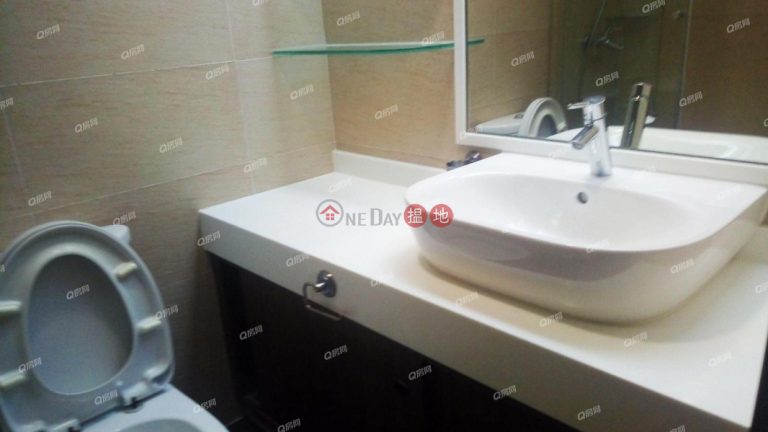 Hillsborough Court | 2 bedroom Low Floor Flat for Rent