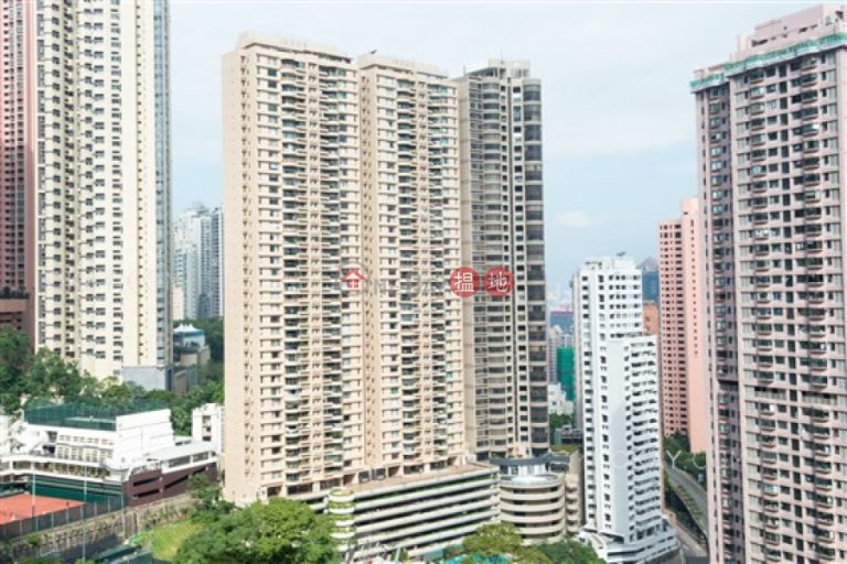 Efficient 4 bedroom with balcony & parking | Rental