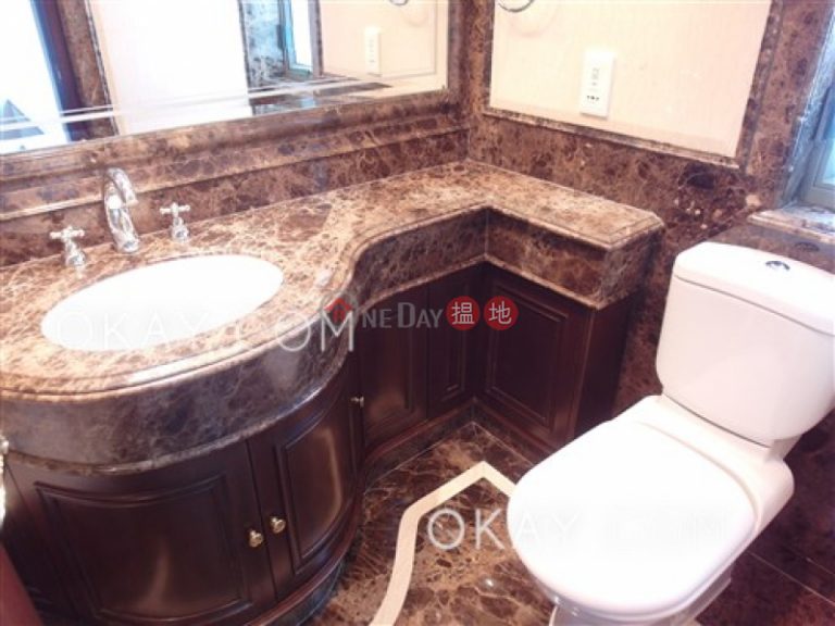 Lovely 4 bedroom on high floor with parking | Rental