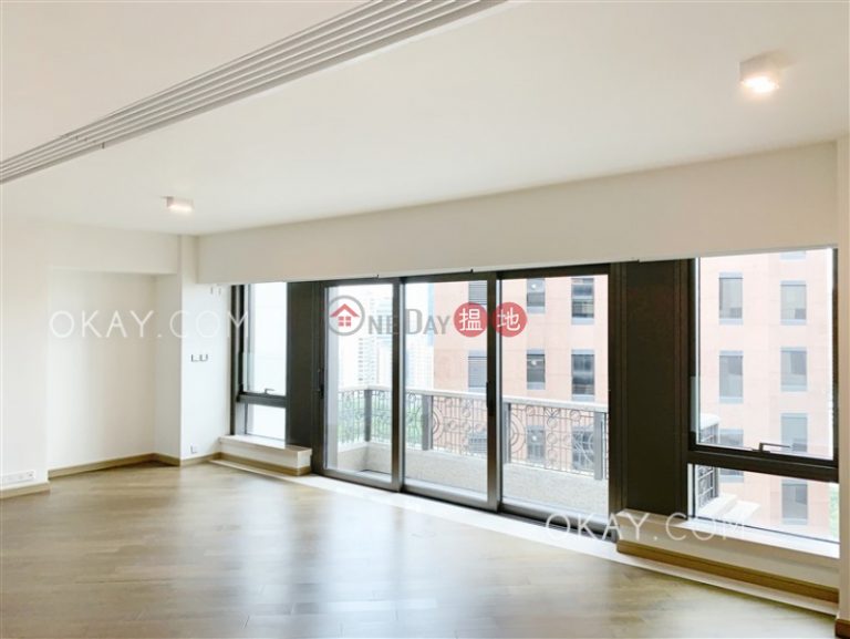 Gorgeous 4 bedroom on high floor with balcony | Rental