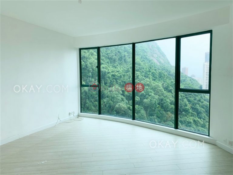Elegant 3 bedroom with parking | Rental