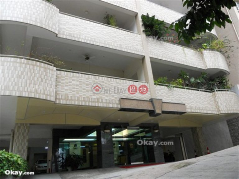 Stylish 3 bedroom with balcony & parking | Rental