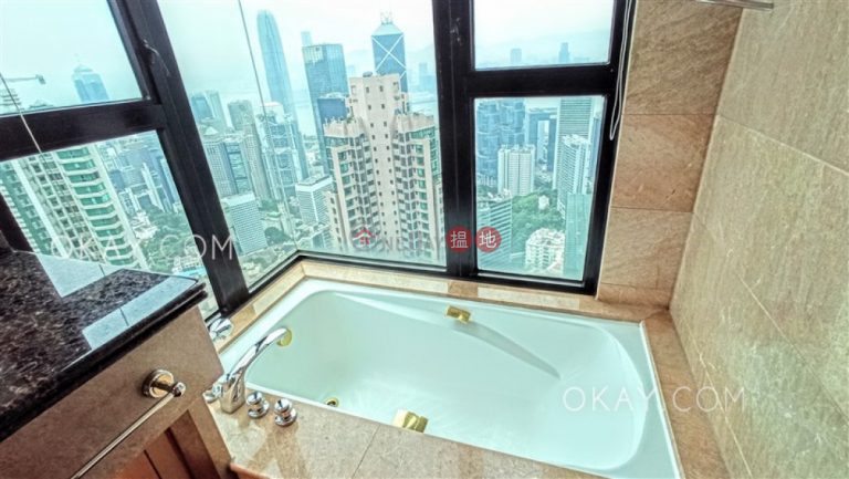 Rare 3 bedroom in Mid-levels Central | Rental