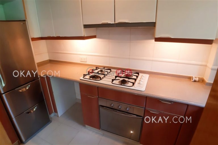 Luxurious 3 bedroom in Mid-levels East | Rental