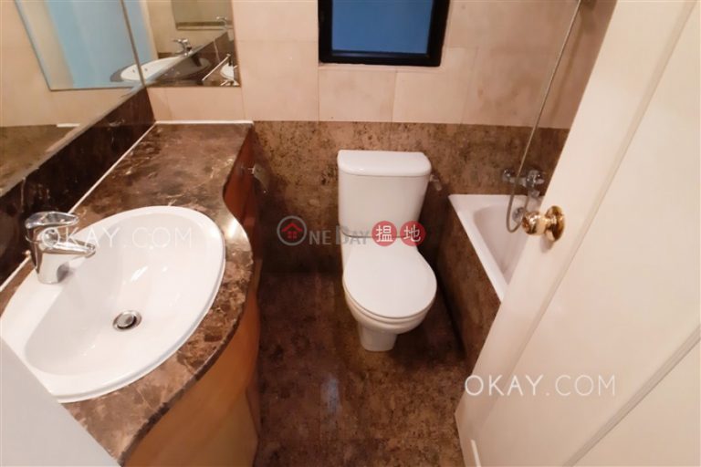 Luxurious 3 bedroom in Mid-levels East | Rental