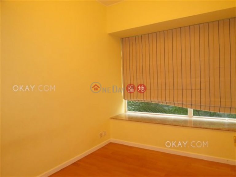 Lovely 3 bedroom in Mid-levels Central | For Sale