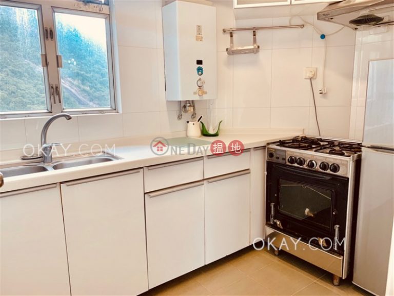 Tasteful 3 bed on high floor with harbour views | Rental