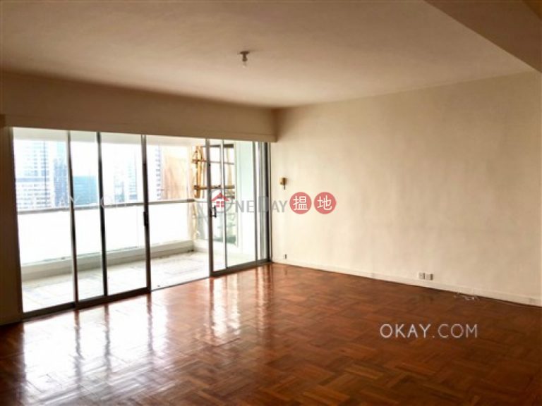 Efficient 4 bedroom with balcony & parking | Rental