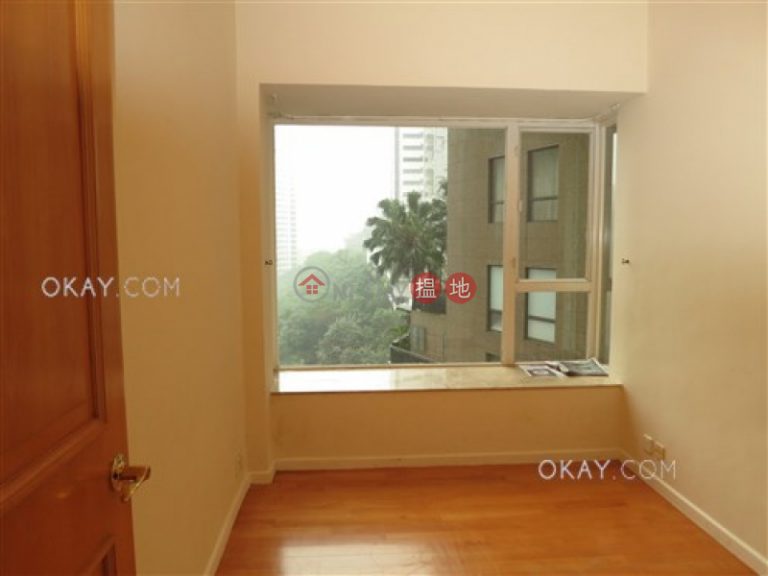 Lovely 3 bedroom in Mid-levels Central | For Sale