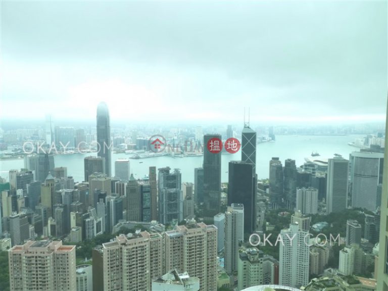 Rare 3 bedroom on high floor with parking | For Sale