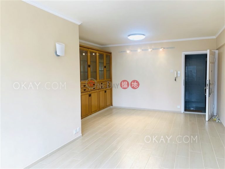 Efficient 3 bedroom with parking | For Sale